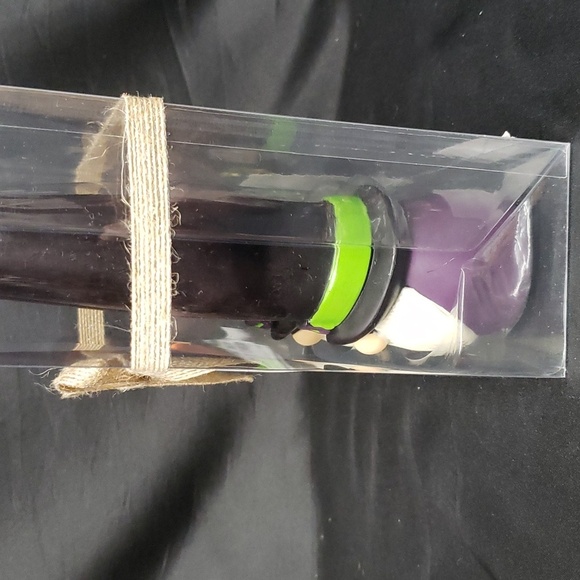 Universal Candle 10-inch Gnomes in Wizard Hats Taper Candles - Picture 3 of 6